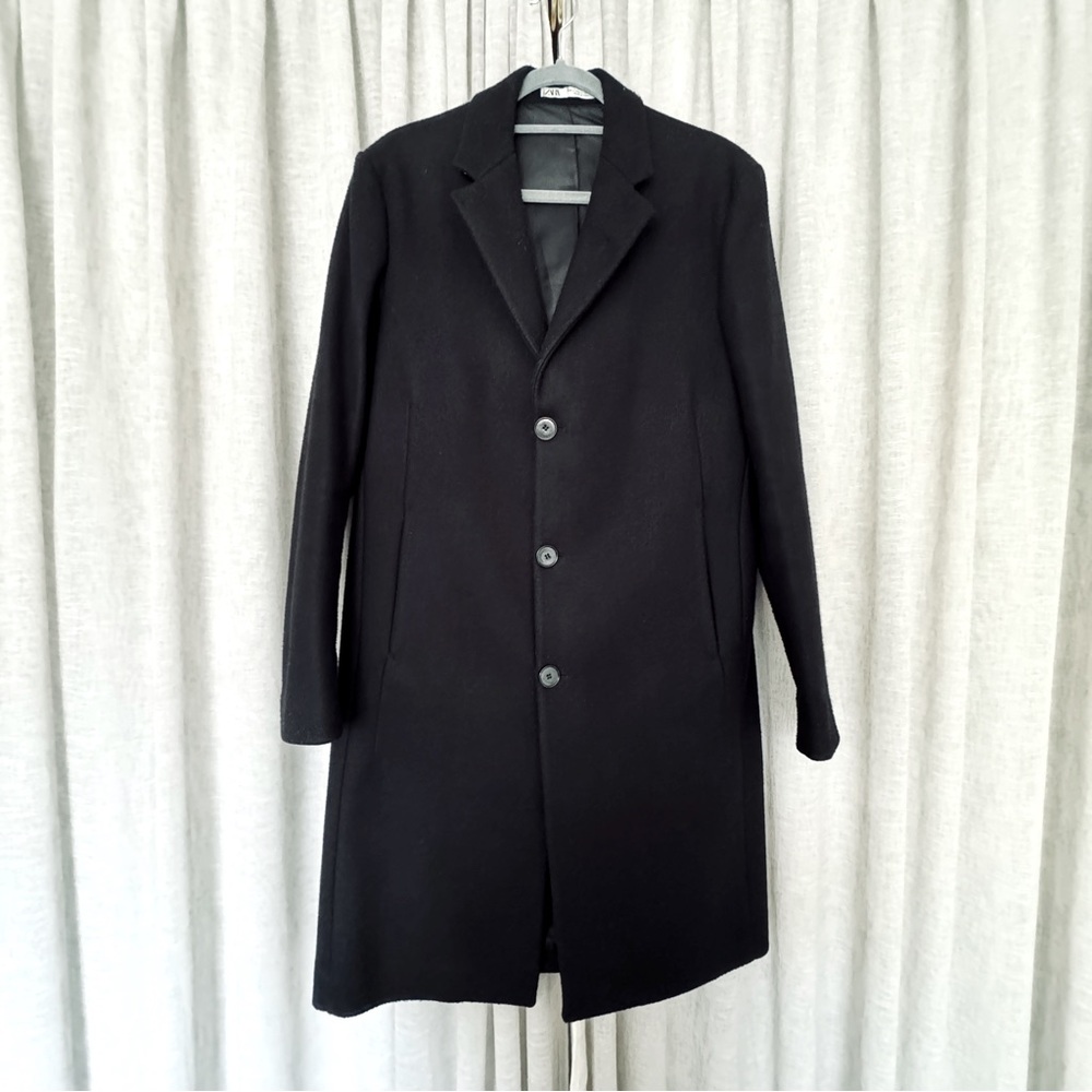 Zara Men’s Black Trench